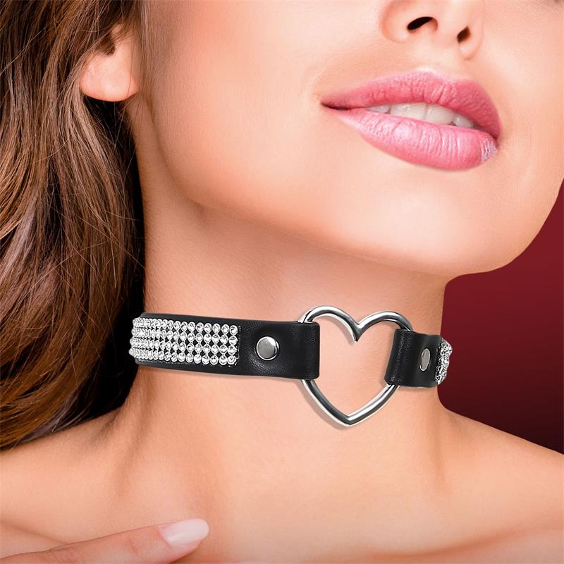 Collar con Corazón y Pedrería Estilo Choker Cuero Vegano Talla Única - Imagen 2