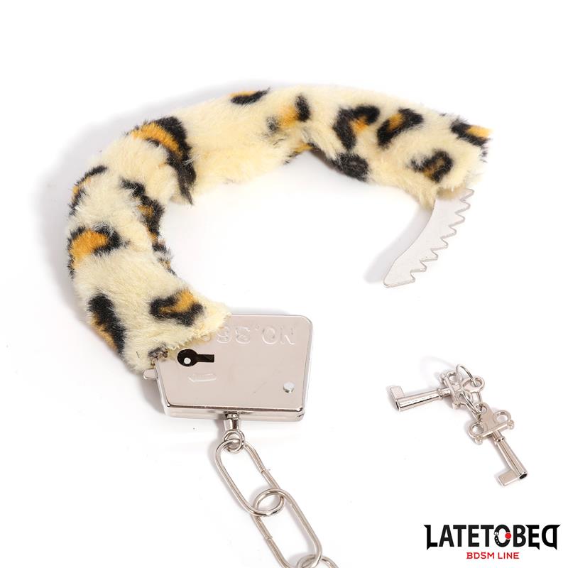 Esposas de Metal Furry con Pelo Animal Print Leopardo - Imagen 11