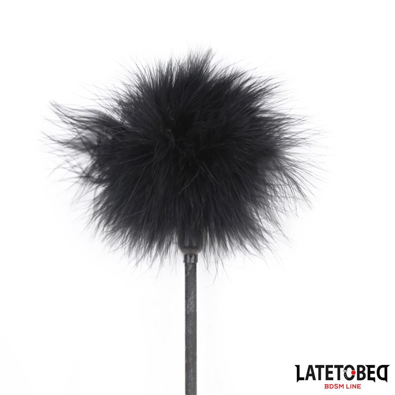 Plumero con Fusta Encaje y Lazo Negro - Imagen 5